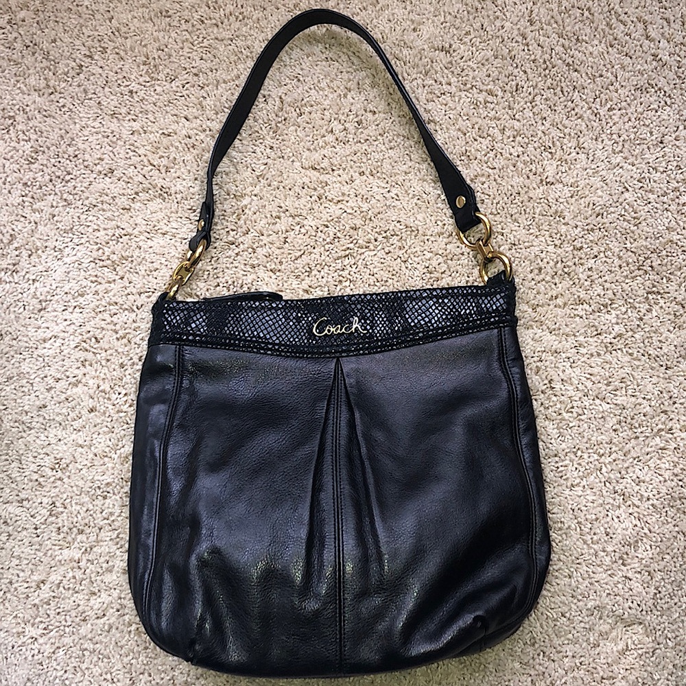 Coach shoulder bag